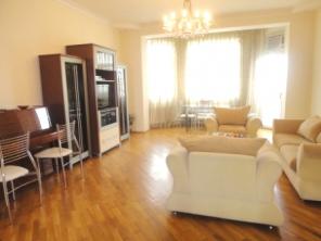 Аренда 3-х комнатной квартиры на сутки в городе Баку.